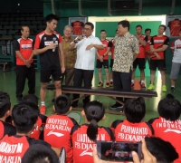 Moeldoko Kunjungi Markas PB.Djarum di Kudus